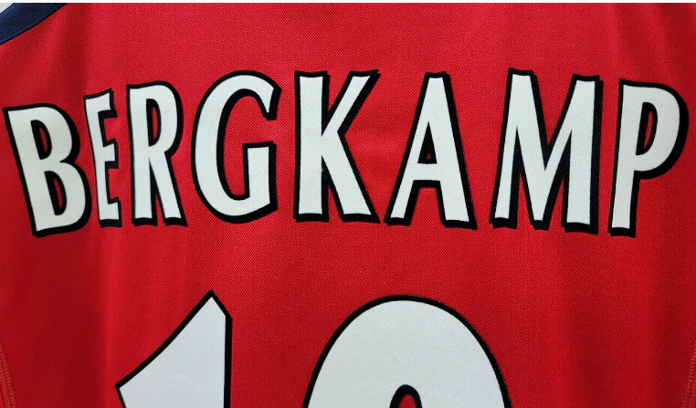 Arsenal FC Retro Home Kit 2001/02-3
