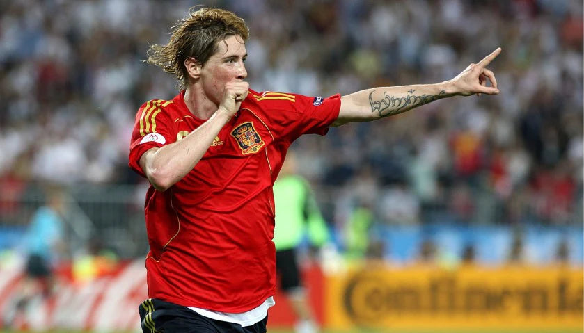Spain Retro Home Kit 2008-4